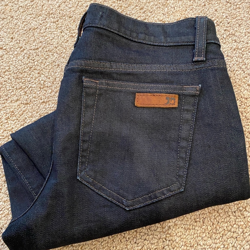 Joes dark denim cropped length jeans